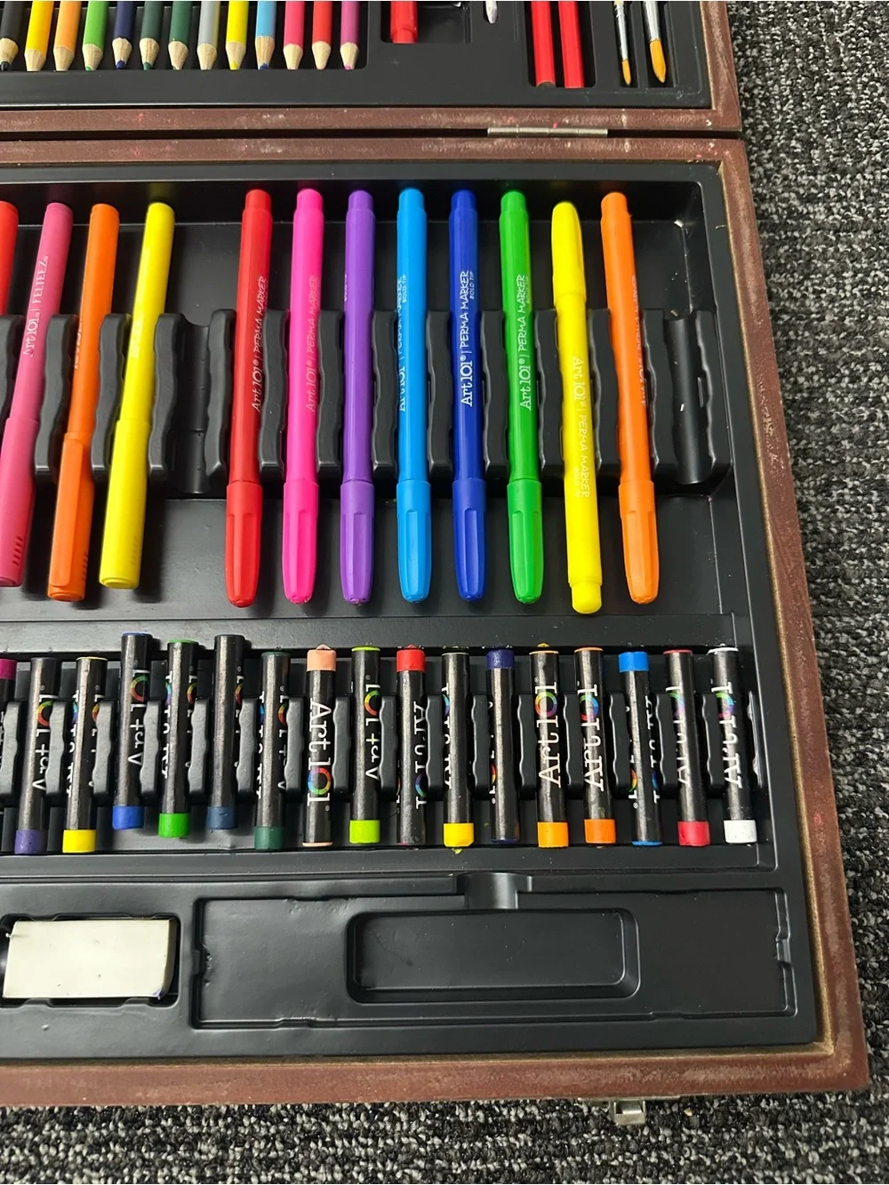 D.M. Creations Art, Portable Set, Nearly Complete Portable Art Set